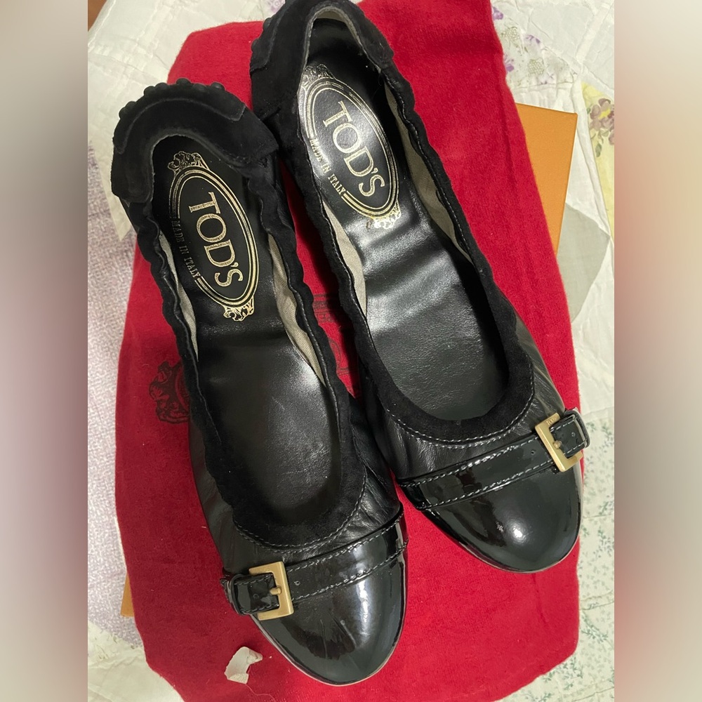 Tod's Black Leather Flats with Buckle Dee Fibbietta